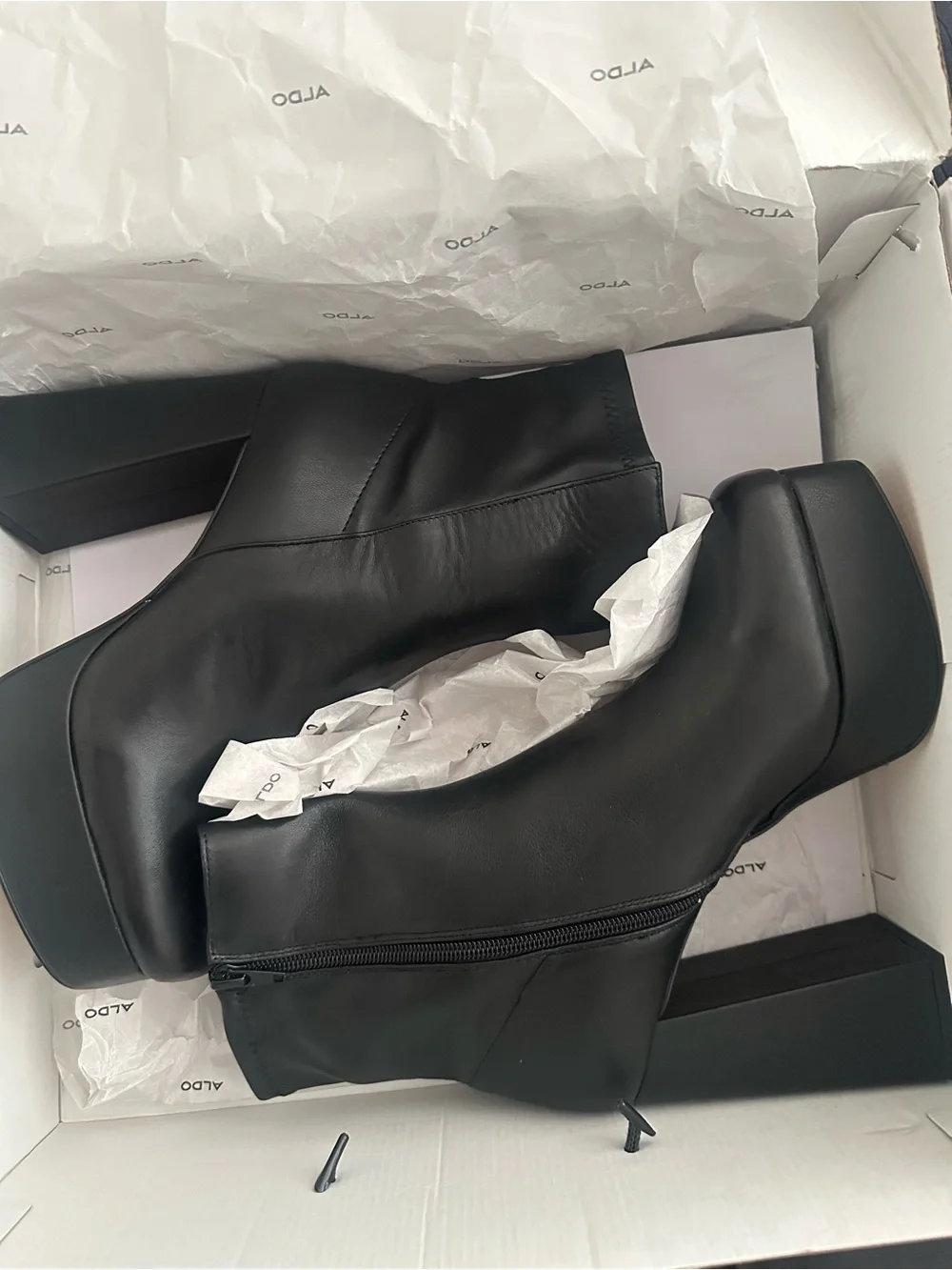 Aldo Black Platform Ankle Boots - Sleek Women's Fashion Boot